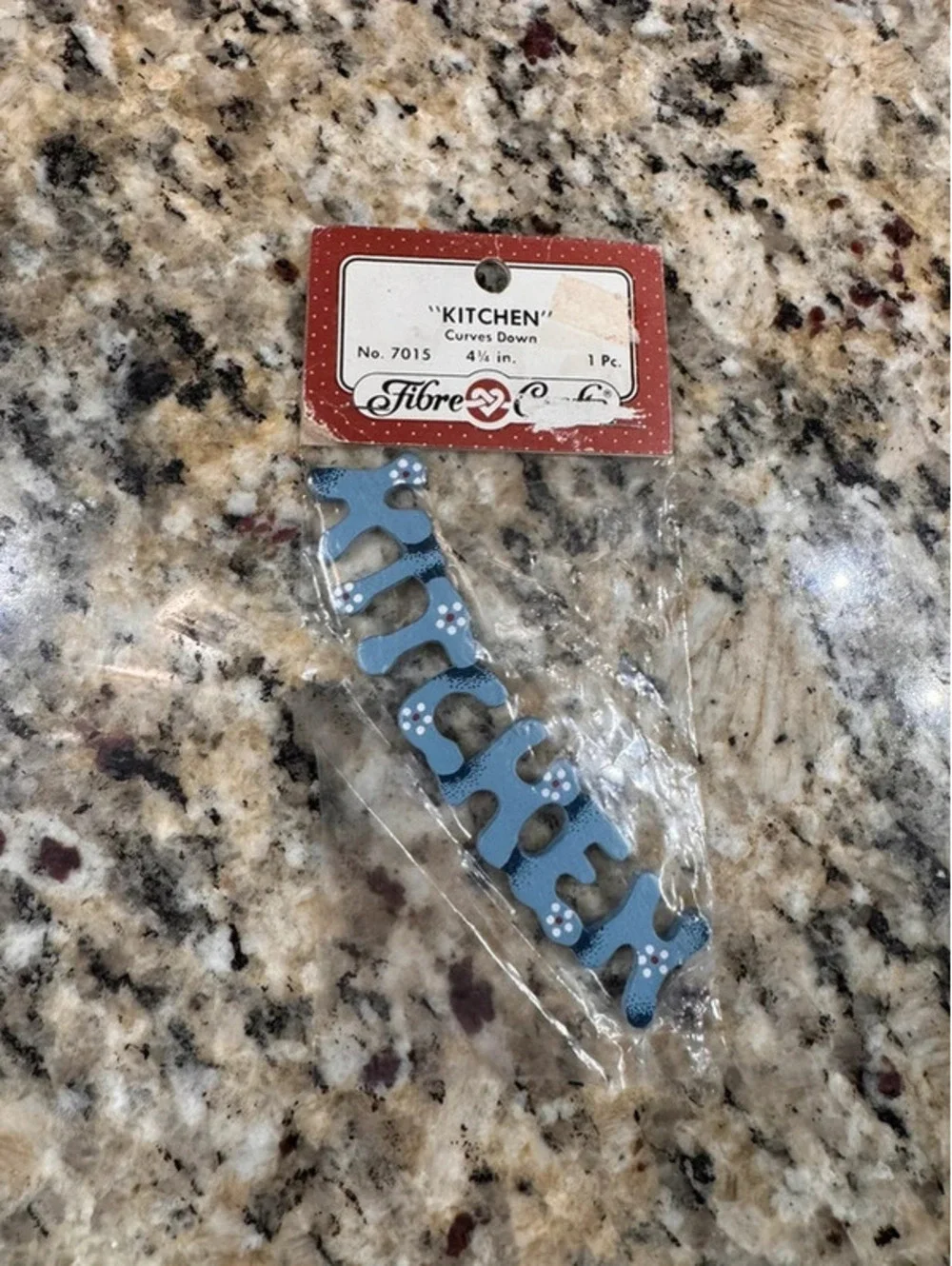 Vintage wooden kitchen appliqué